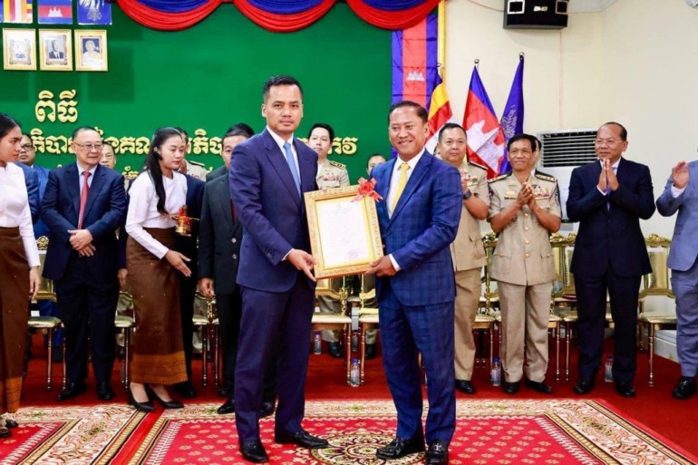 ប្រកាស​ចូល​កាន់​មុខតំណែង វ៉ី សំណាង ជា​អភិបាល នៃ​គណៈ​អភិបាលខេត្ត​តាកែវ​ថ្មី ក្រោម​អធិបតីភាព ឯកឧត្តម​អភិ​សន្ដិ​បណ្ដិត ស សុខា ឧបនាយករដ្ឋមន្ដ្រី រដ្ឋមន្ដ្រីក្រសួង​មហាផ្ទៃ