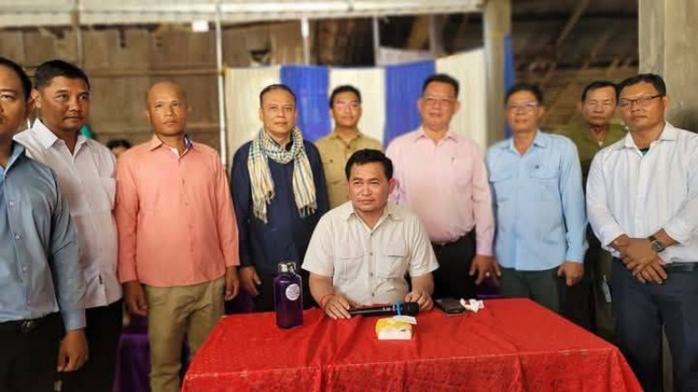 ទីប្រឹក្សា​សម្ដេច​អគ្គមហាសេនាបតី​តេជោ ហ៊ុន សែន អញ្ជើញ​ជា​គណៈអធិបតី​ក្នុង​ពិធី​ប្រកាស​ទទួលយក​សមាជិក​គណបក្ស​ប្រជាជន​កម្ពុជា​ចំនួន ៤២០ នាក់​នៅ​ឃុំ​បន្ទាយ​មាស​ខាងកើត ក្នុង​ស្រុក​បន្ទាយមាស