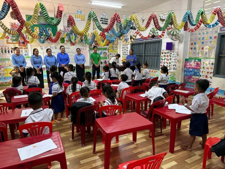 ​លោកស្រី ស៊ូ នី​ន អភិបាលរង​ស្រុក​ឈូក ចុះ​ពង្រឹង​គុណភាព​អប់រំ និង​ពិនិត្យ​ការសិក្សា​នៅ​តាម​សាលា​មត្តេយ្យសិក្សា​