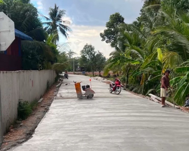 ​សមិទ្ធផល​ថ្មី​៖ ផ្លូវ​បេតុង​មូលនិធិ​ឃុំ​ឆ្នាំ​២០២៦ ផ្តល់​ស្នាមញញឹម និង​ជំរុញ​សេដ្ឋកិច្ច​មូលដ្ឋាន​ជូន​ពលរដ្ឋ​ឃុំ​ច្រេស ស្រុក​ជុំ​គិរី​