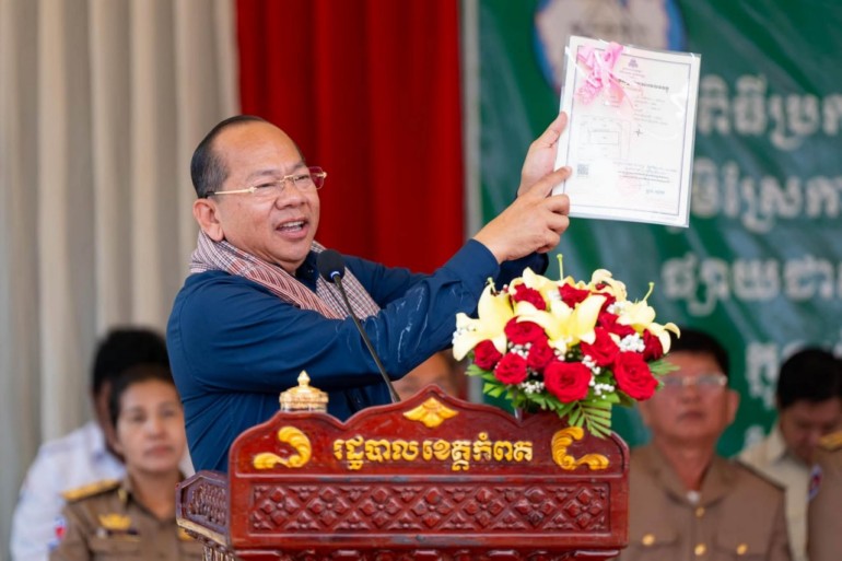 ឯកឧត្តម ម៉ៅ ធនិន ណែនាំ​ឱ្យ​មន្ត្រី​ជំនាញ និង​អាជ្ញាធរ​មូលដ្ឋាន ចុះ​ជួប​ផ្ទាល់​ដល់​ខ្នង​ផ្ទះ​ដើម្បី​លើកកម្ពស់​សុខុមាលភាព​អតីតយុទ្ធជន និង​និវត្តជន​