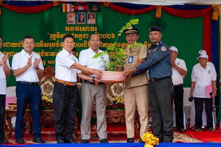 ​អភិបាល​ខេត្ត​កំពត​៖ ការដាំដុះ និង​ការថែរក្សា​ព្រៃឈើ​ជា​កាតព្វកិច្ច​រួម​របស់​ប្រជាពលរដ្ឋ​ទាំងអស់គ្នា​
